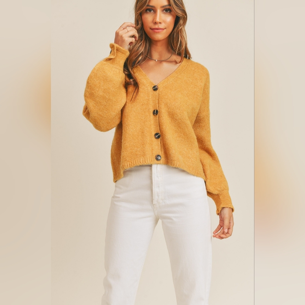NEW**MABLE Long Sleeve Button Down Sweater Cardigan OFFERS WELCOME
